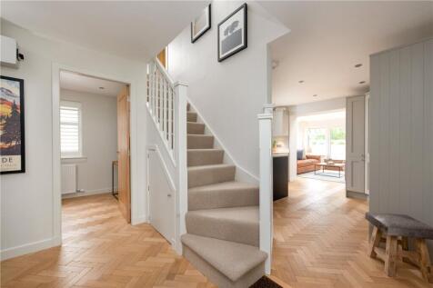 Cutaway Cottage