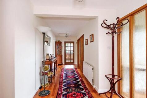 Entrance Hal