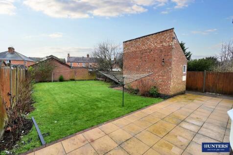 Garden Scout Hut