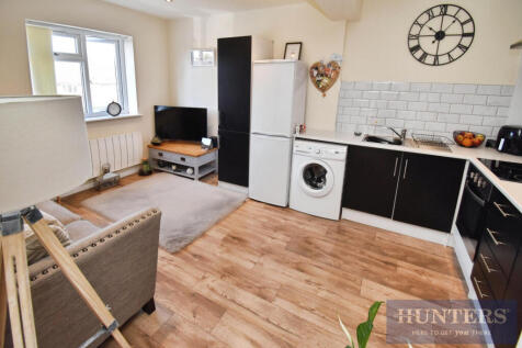 Lounge Kitchen