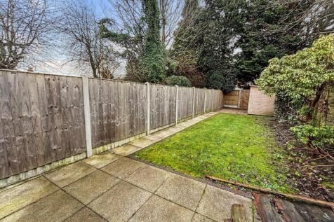 Rear Garden 1.jpg