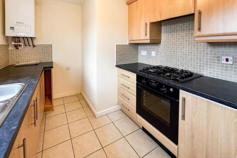 Kitchen 2.jpg