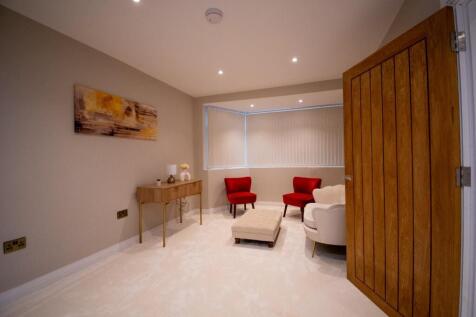 Living Area 2