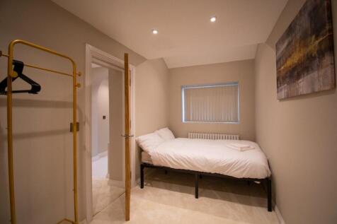 Bedroom 5 Study