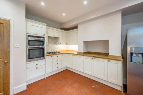 Kitchen 3