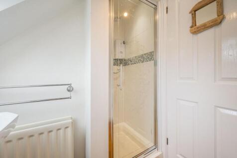 En-Suite 2