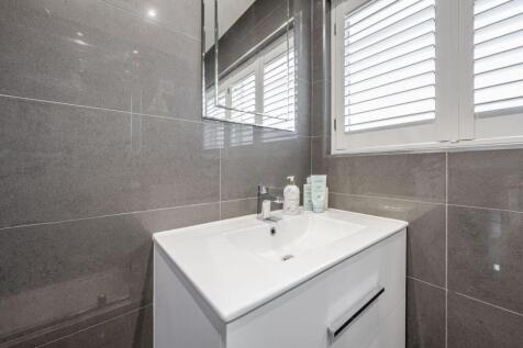 Shower Room 2