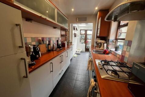 Extended Breakfast Kitchen 1.jpg