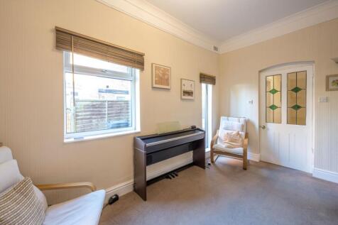 Third Reception Room 2