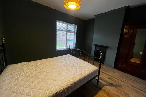 Master Bedroom.jpg