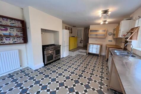 Kitchen Breakfast Room 3.jpg