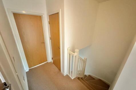 upstairs landing.jpg