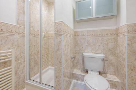 En-Suite 2