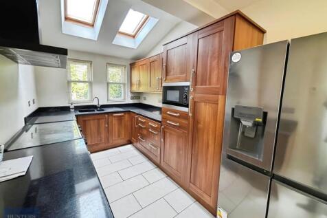 Kitchen Area 2