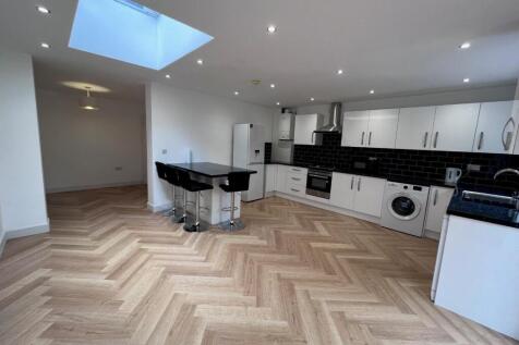 Open Plan Lounge Dining Room2.jpg