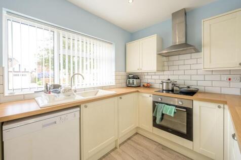 Kitchen Area 1