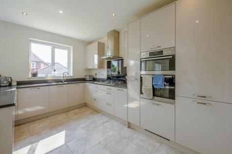 Kitchen Area 1