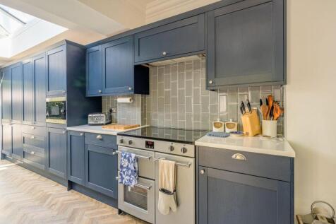 Kitchen Area 2