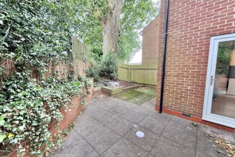 garden 1.jpg