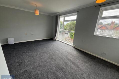 Lounge 1