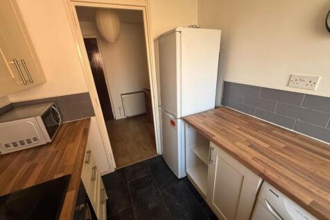 WhatsApp Image 2025-10-02 at 10.45.24_15561362.jpg