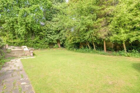 Rear Gardens 4