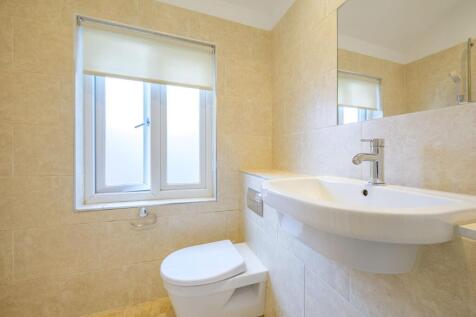 Upstairs Wet Room 2
