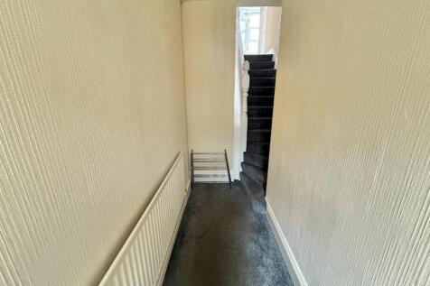 entrance hallway.jpg