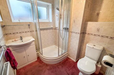 Shower Room.jpg