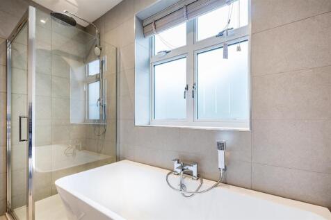 FF Bathroom 2