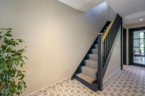 Entrance Hallway 2