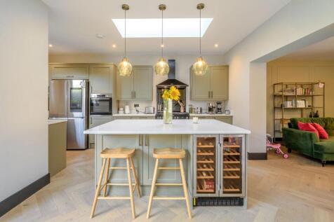 Kitchen Area 5