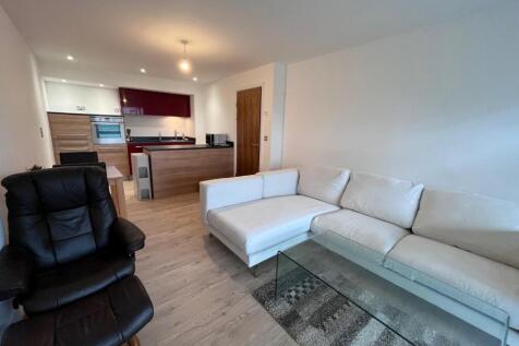 Open Plan Lounge Kitchen.jpg
