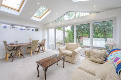 Open Plan Living Kitchen 2