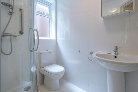 GF Shower Room