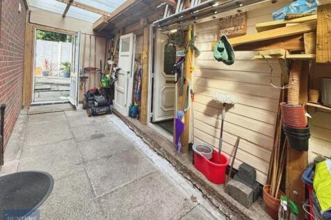 Side Access to Garage/Workshop