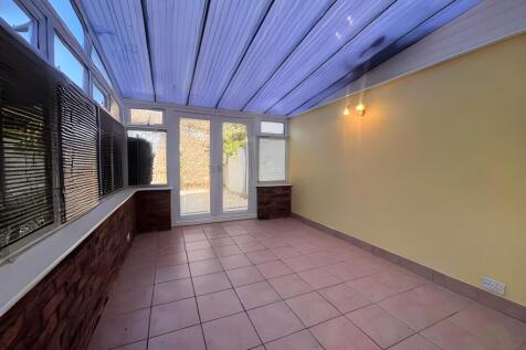 Flat 1 Dining Room / Extension