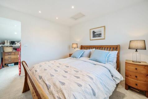 Bedrooms 1,2,3,4