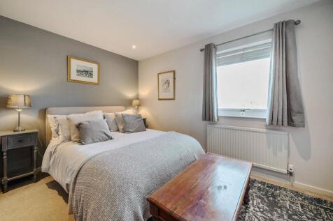 Bedrooms 1,2,3,4