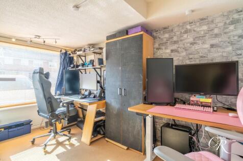 Office / Reception Room / Additional Bedroom