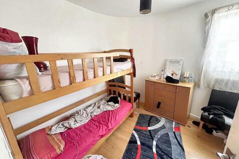 Top Floor Flat