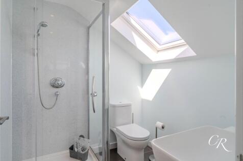 Ensuite to the Second Floor Bedroom / Office