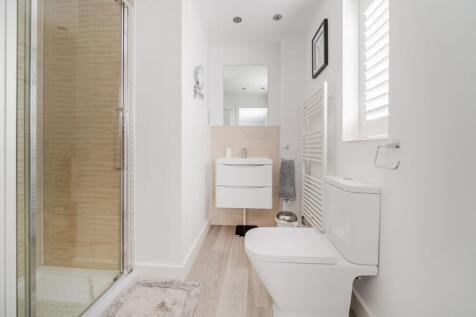 En-suite to Bedroom One