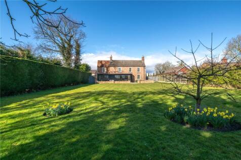 Large Rear Garden