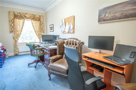 Office/Bedroom 6