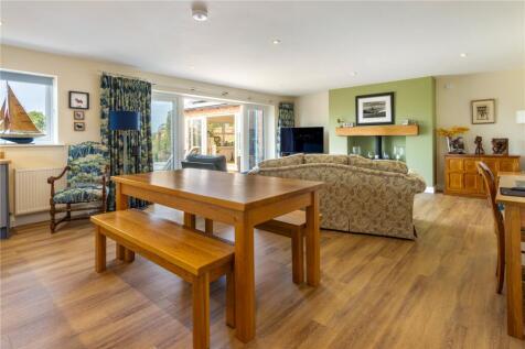 Dining/Living Area