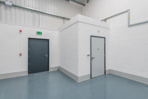Unit 2 Cwmbach Ind Est WEB-5.jpg