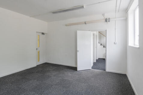 Unit 3 Edgcumbe Trade Park, Plymouth WEB-21.jpg