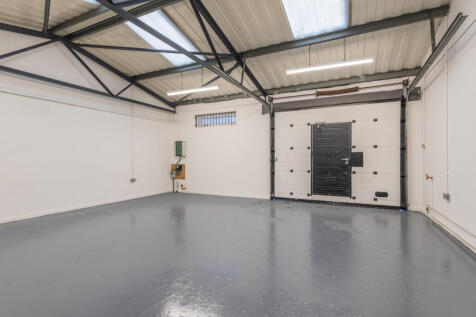 Unit 13 Pontcynon IE WEB-11.jpg