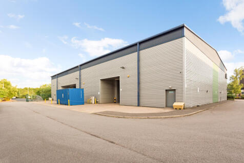 Fairhills Trade Centre 300870 (2).jpg